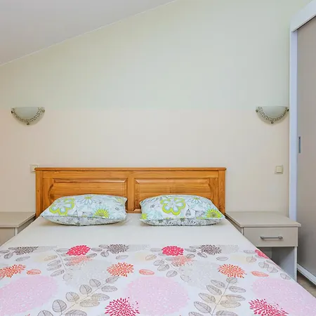 Apartamento With Parking Space Srima - Vodice, - 23593 *