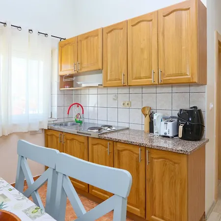 With Parking Space Srima - Vodice, - 23593 Apartamento Vodice