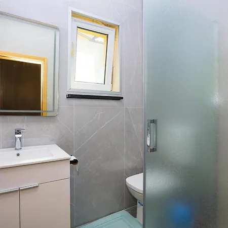 With Parking Space - Vodice, Vodice - 23593 Srima