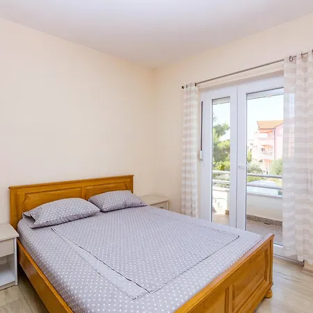 With Parking Space - Vodice, Vodice - 23593 Srima