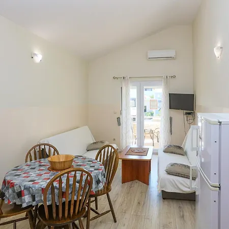 Apartament With Parking Space - Vodice, Vodice - 23593 Srima