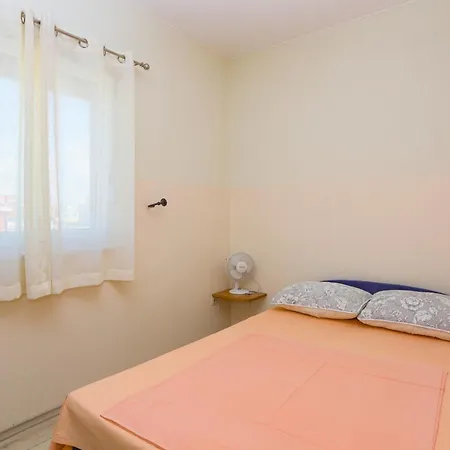 With Parking Space - Vodice, Vodice - 23593 Srima