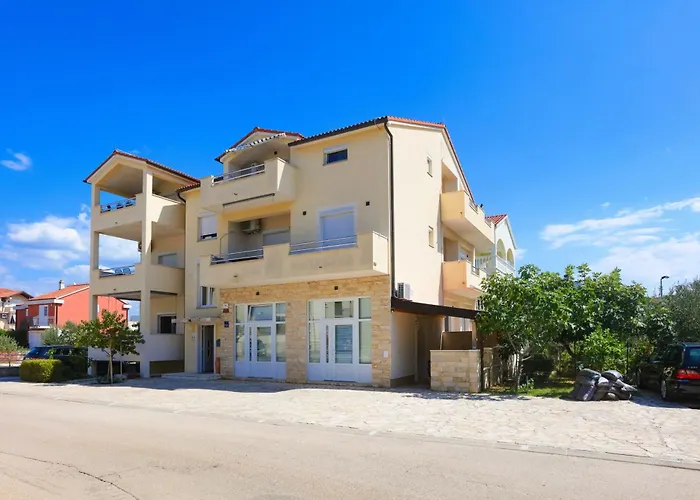 Apartman With Parking Space - Vodice, Vodice - 23593 Vodice
