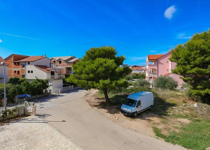 Apartman With Parking Space - Vodice, Vodice - 23593