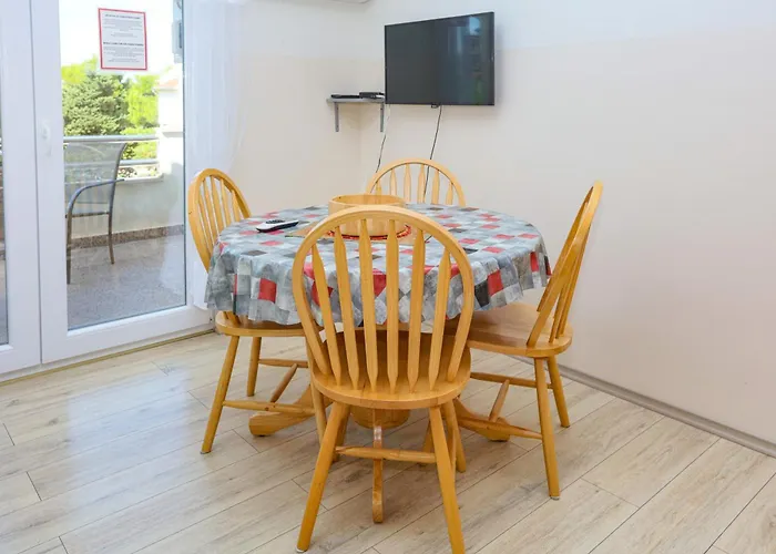 With Parking Space - Vodice, Vodice - 23593 Apartamento *