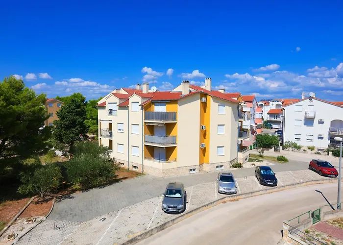 With Parking Space - Vodice, Vodice - 23593 Apartman Vodice